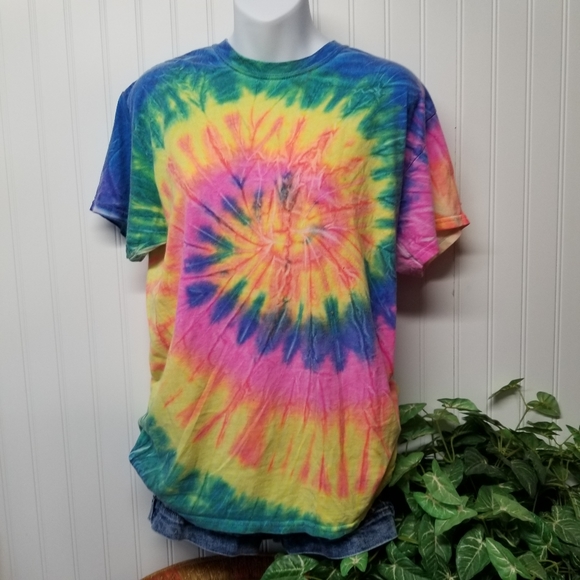 Men's Size Medium Colorful Tie Dyed T-shirt - Picture 1 of 4
